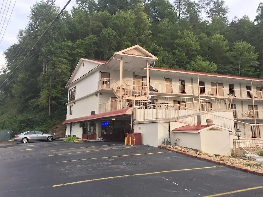 Rodeway On The Parkway Hotel
