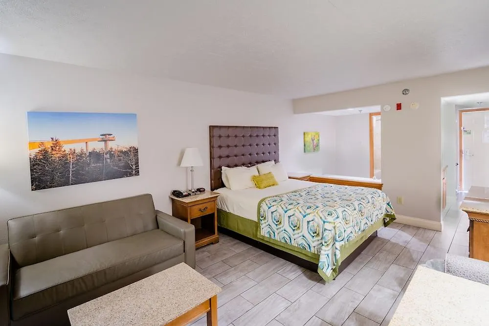 Hotel By Willow Brook 2*