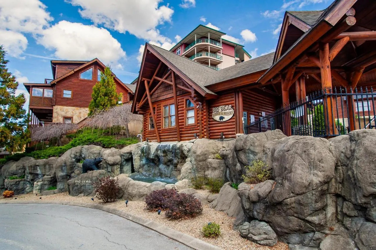 The Bear Paw Palace Mtn View And Community Pools Holiday home