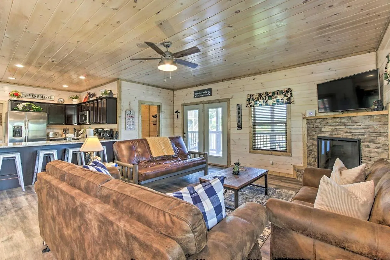 'madison Bear Garden' 7bdr W/hot Tub + Pool Access * Pigeon Forge