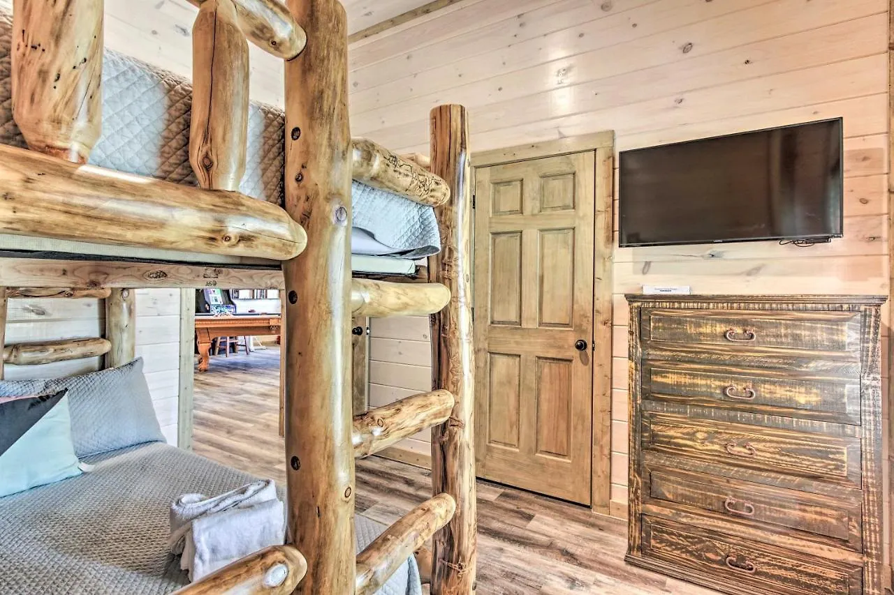 Prázdninový dům 'madison Bear Garden' 7bdr W/hot Tub + Pool Access