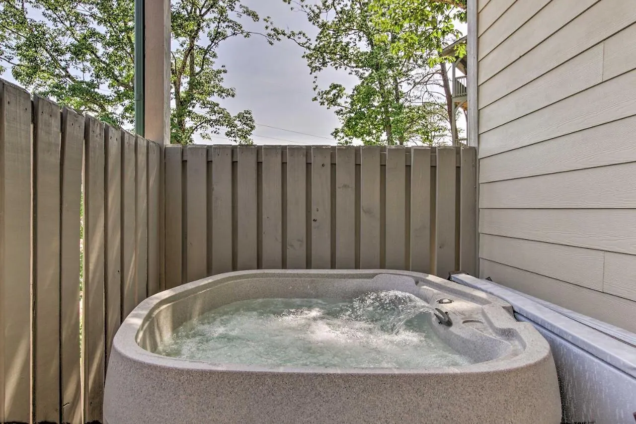 Prázdninový dům 'madison Bear Garden' 7bdr W/hot Tub + Pool Access *