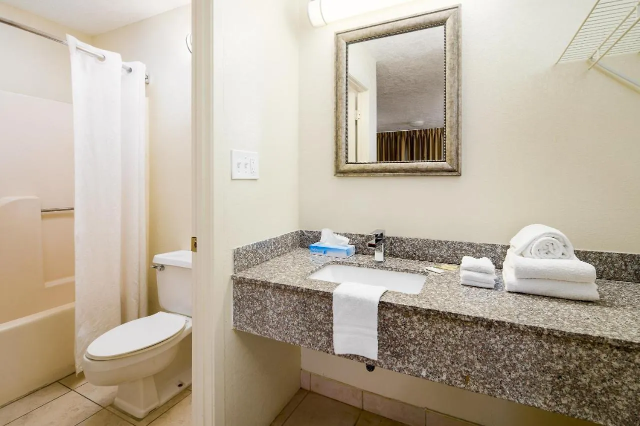 Motel Americana A Travelodge By Wyndham 2*