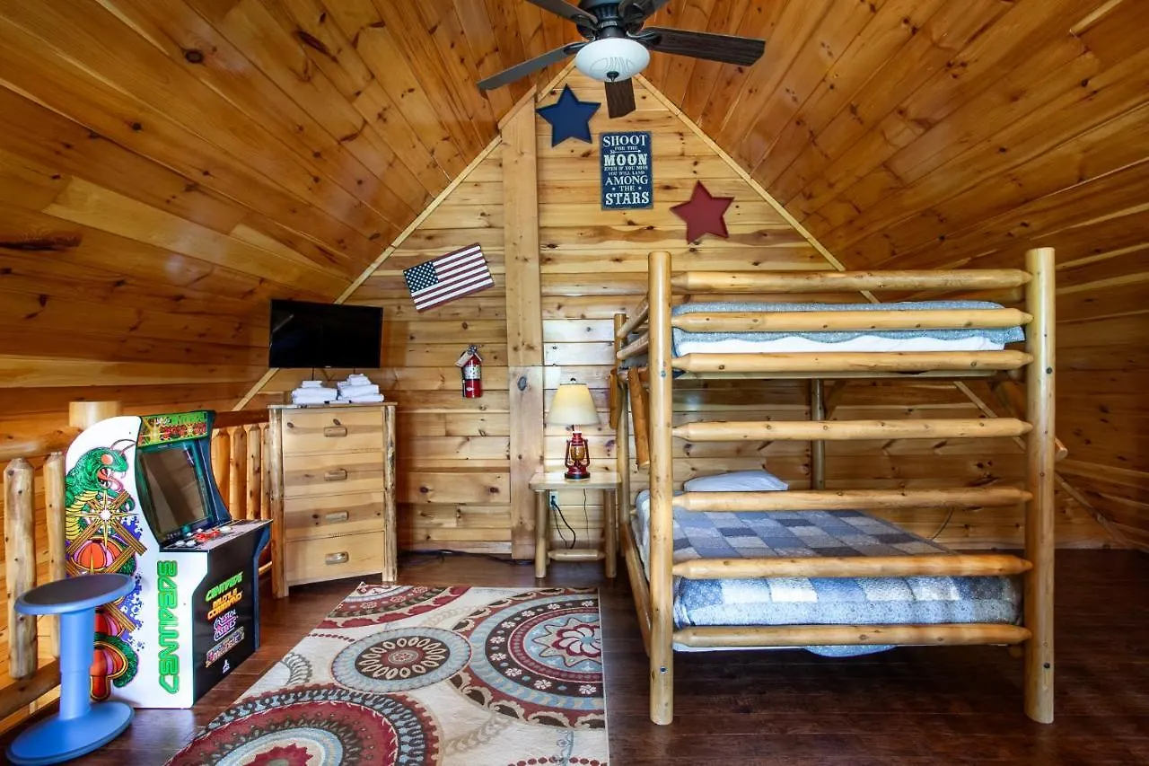 Holiday home Poolin Around With Private Hot Tub And Indoor Pool Pigeon Forge