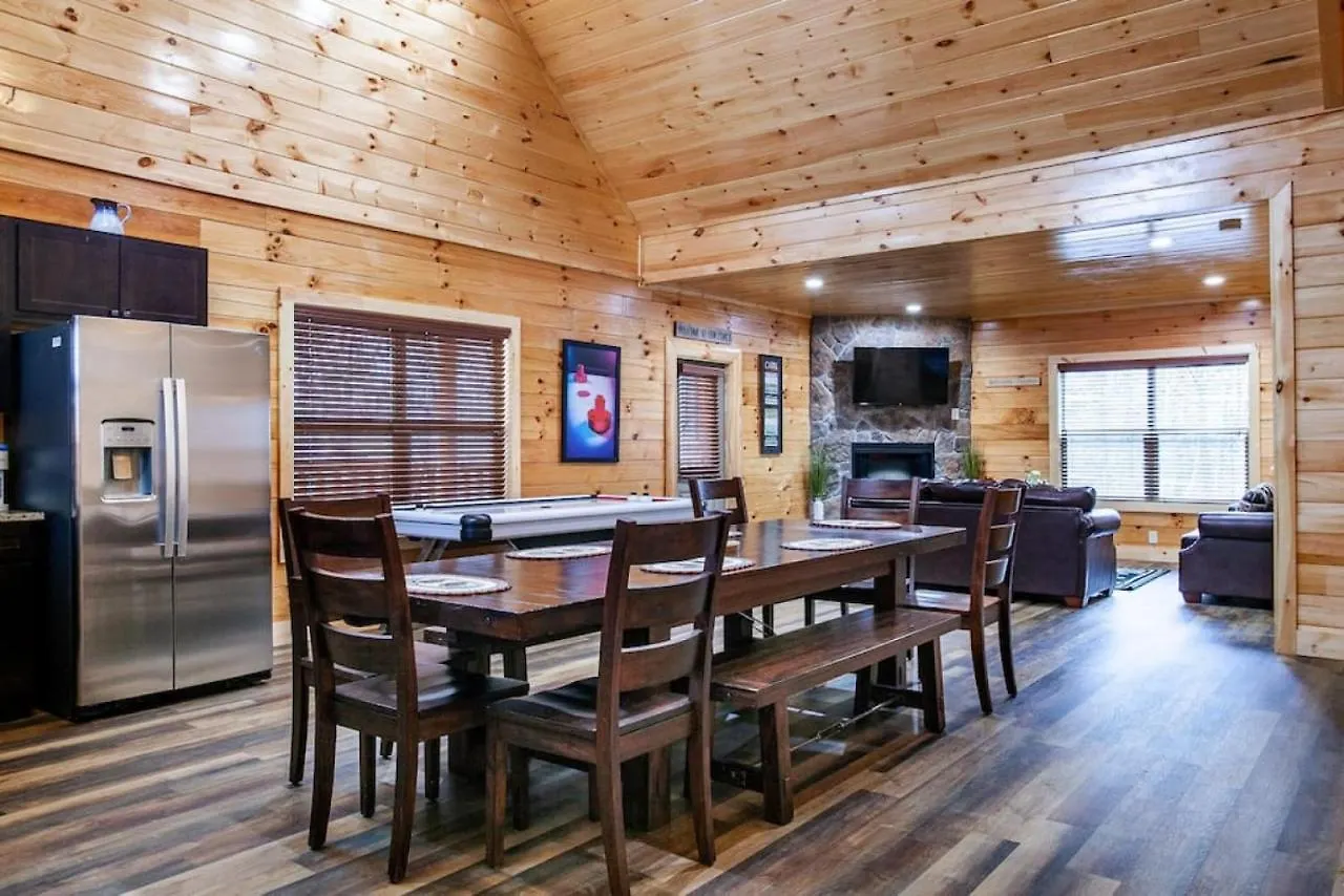 Holiday home Swimming Bears Two With Pools And Hottubs Pigeon Forge