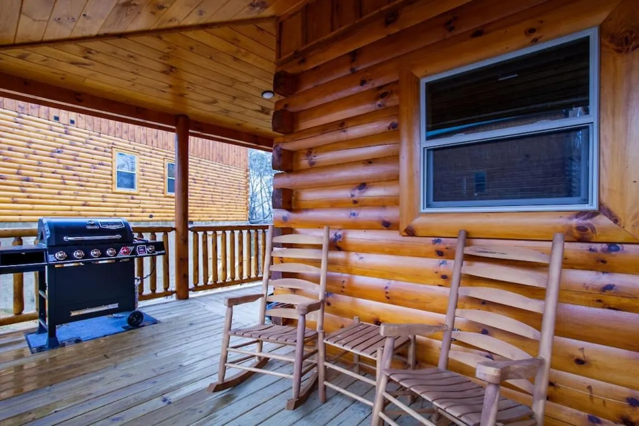 Holiday home Swimming Bears Two With Pools And Hottubs *