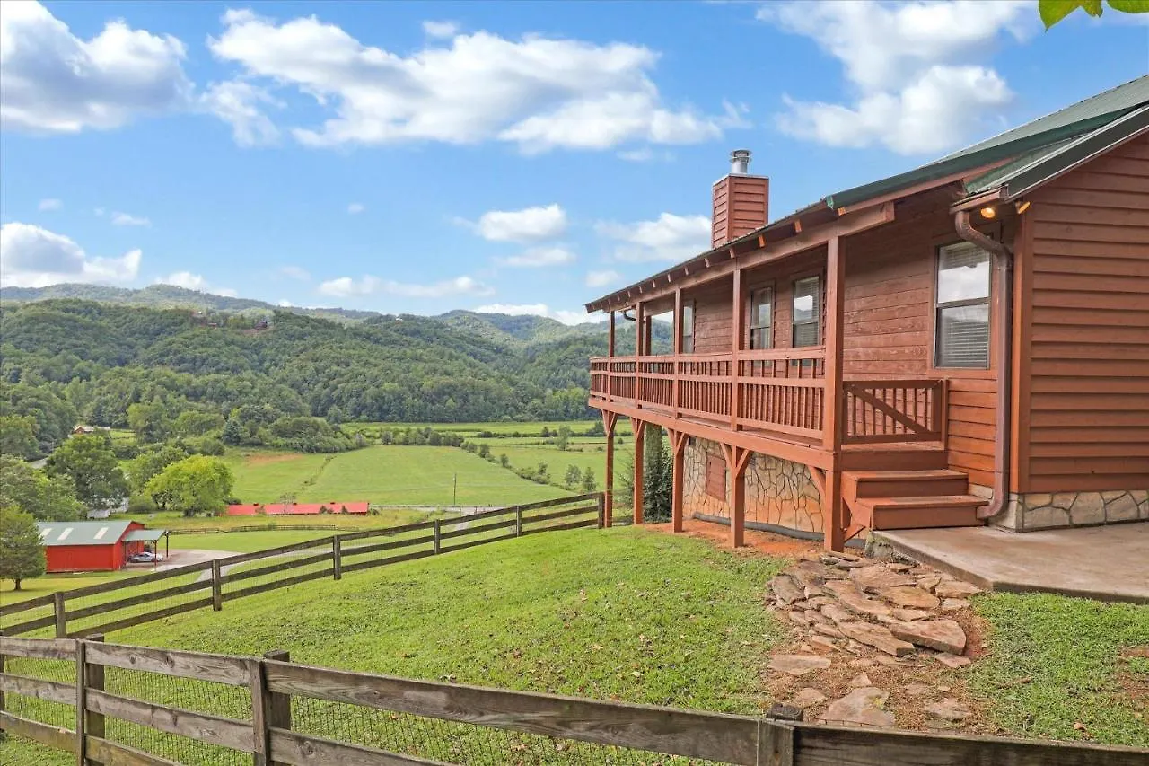 Holiday home A Walk In The Clouds Pigeon Forge