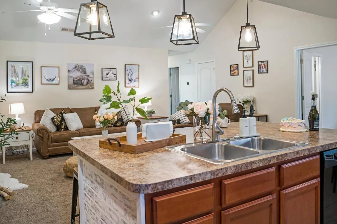 Luxe Quiet Townhouse W/parking/pool/by Dollywood ピジョンフォージ