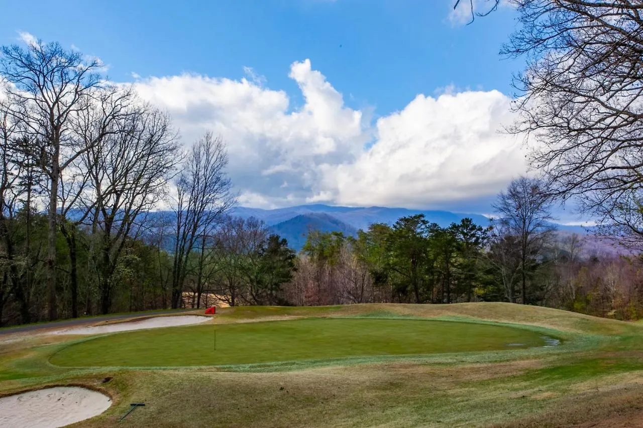 Holiday home Higher Ground With Mountain And Golf View Pigeon Forge