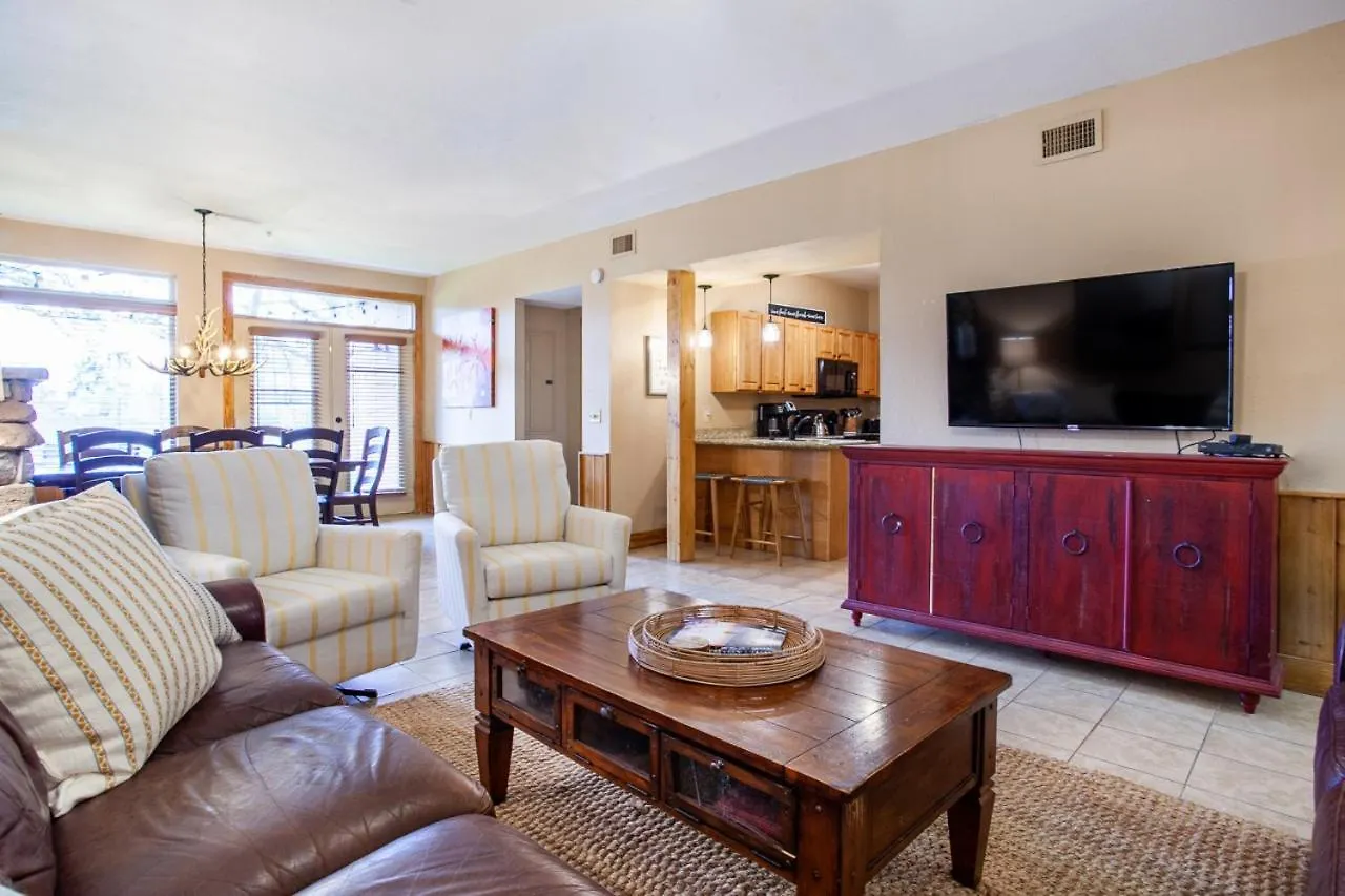 Holiday home Higher Ground With Mountain And Golf View Pigeon Forge