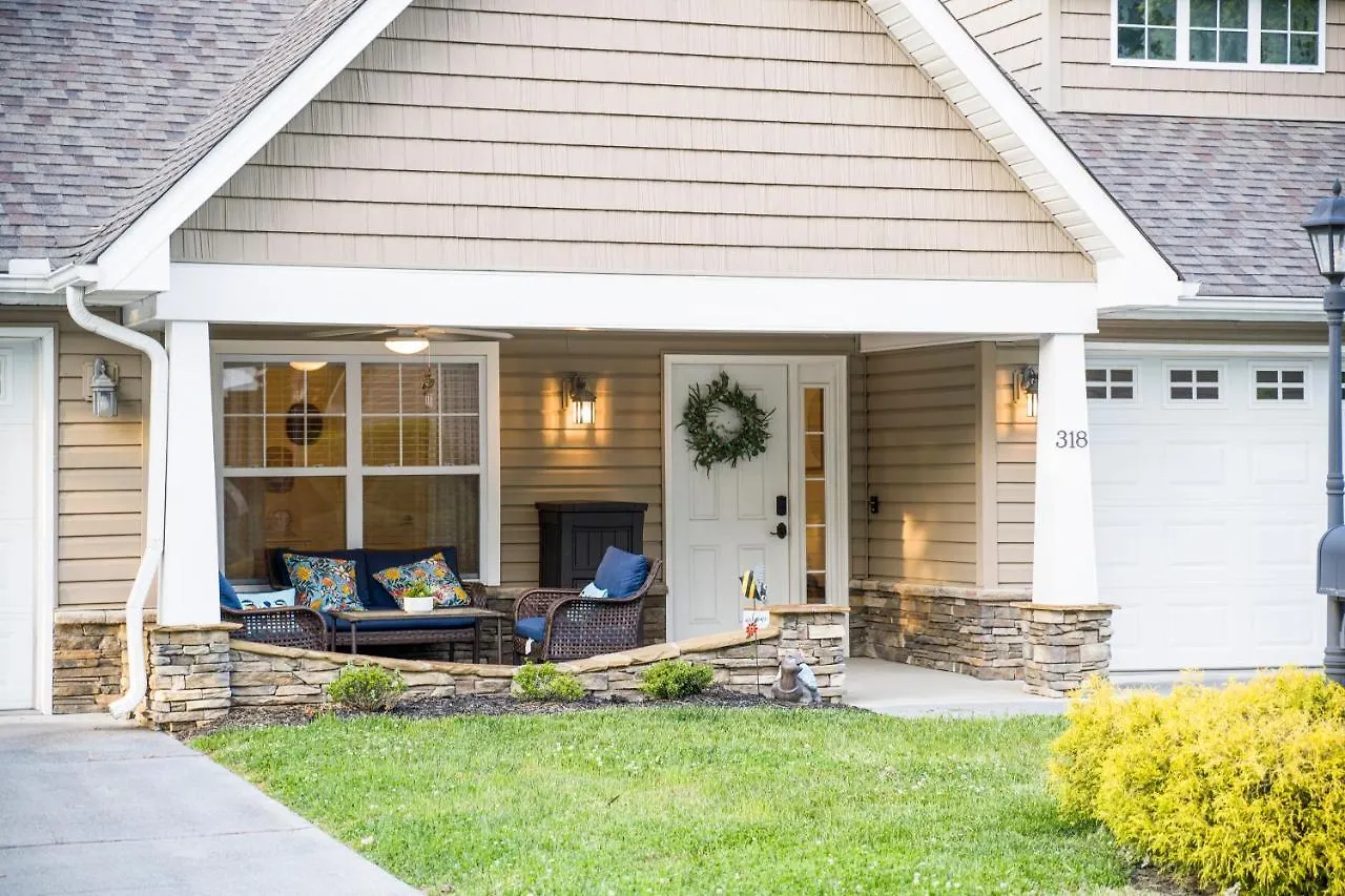 別荘 Luxe Quiet Townhouse W/parking/pool/by Dollywood *
