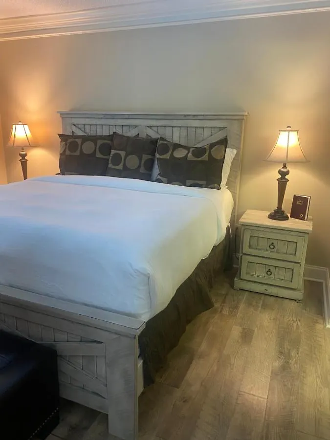 River Place #101 2bd * Pigeon Forge