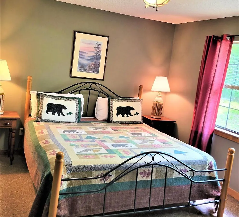 Smoky Mtn Memories-free Tickets- Sleeps 6 * Pigeon Forge
