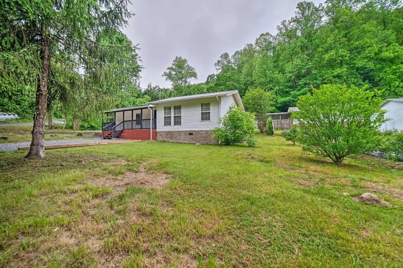 Creekside Ranch With Porch About 2 Mi To Pkwy *