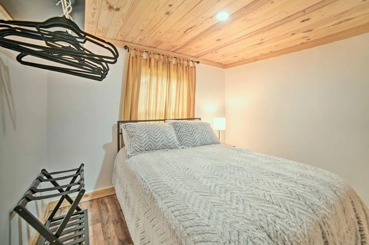 Holiday home Creekside Ranch With Porch About 2 Mi To Pkwy Pigeon Forge