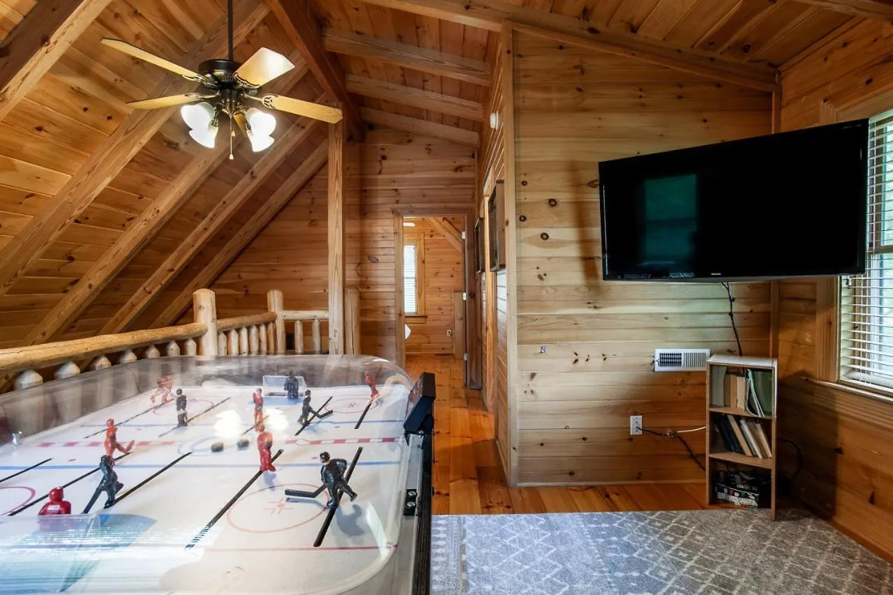 The Alpenhaus Hot Tub Game And Fireplace Holiday home *