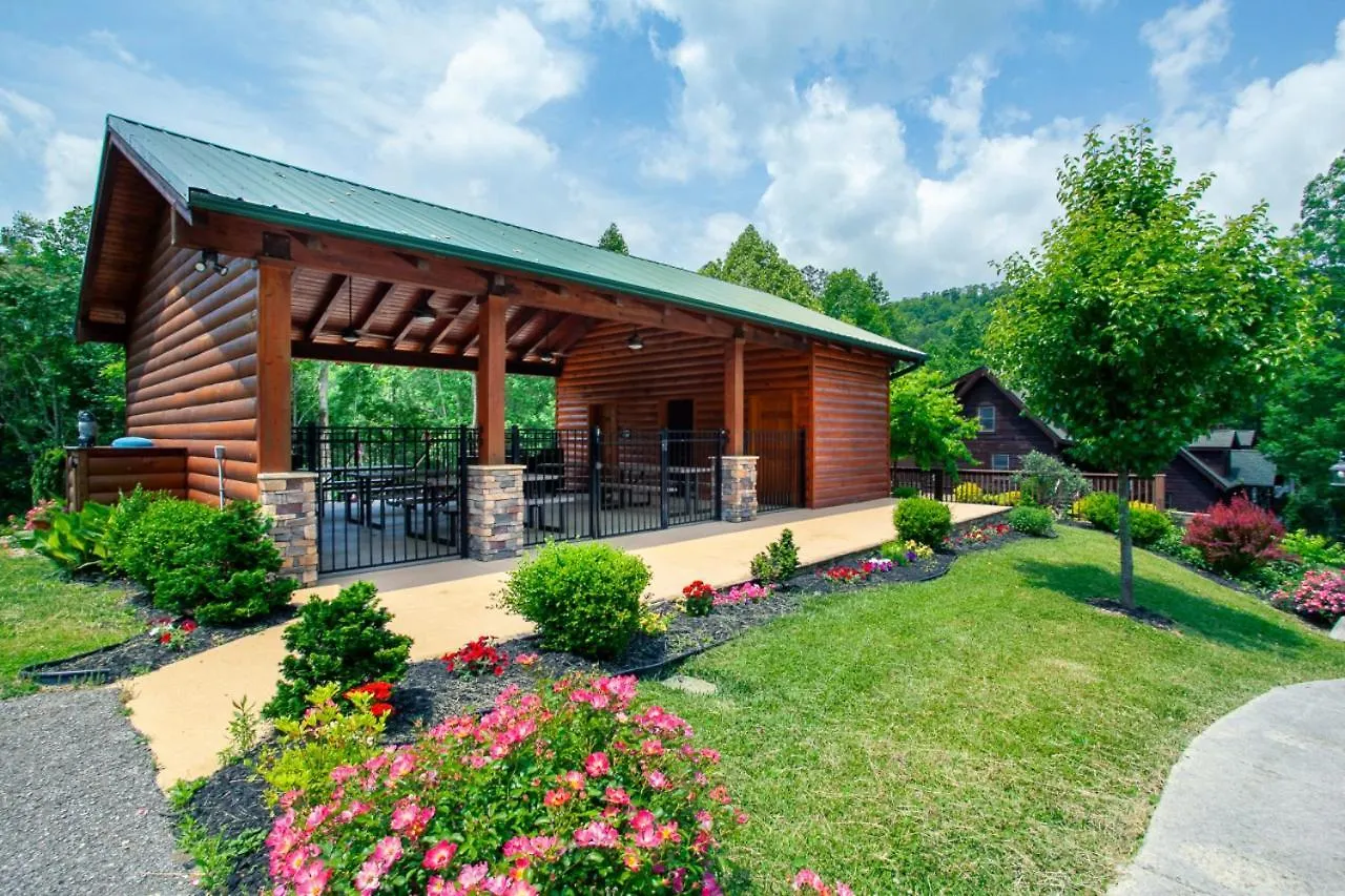 The Alpenhaus Hot Tub Game And Fireplace