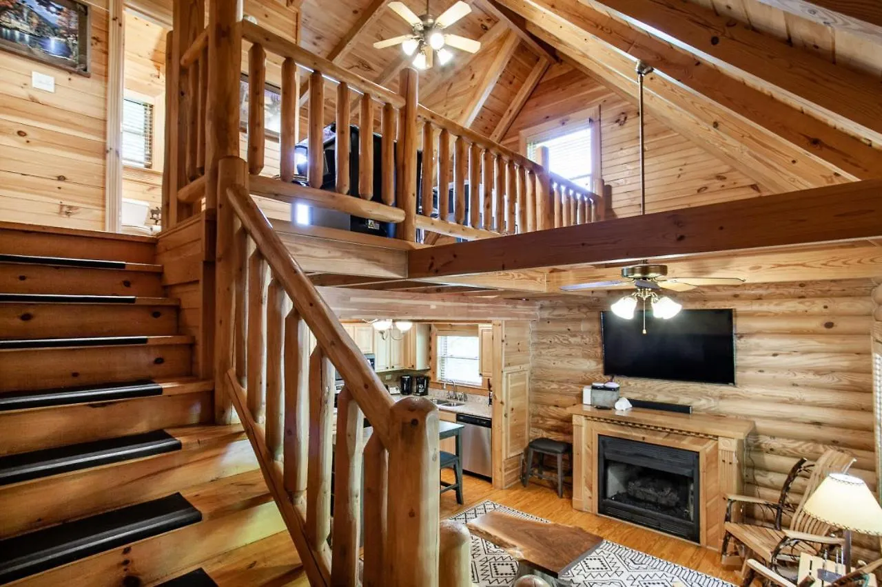 The Alpenhaus Hot Tub Game And Fireplace *