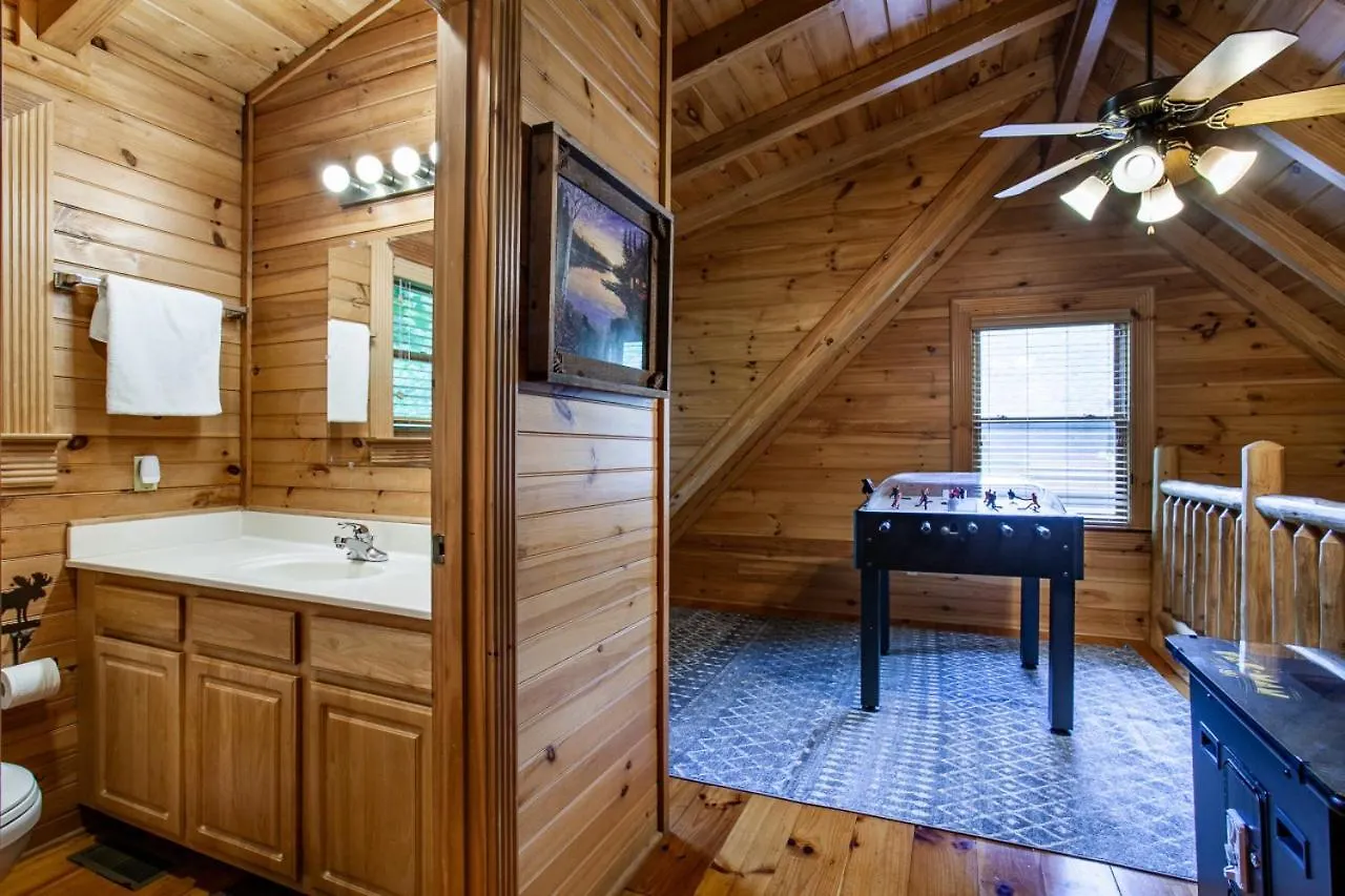 Holiday home The Alpenhaus Hot Tub Game And Fireplace