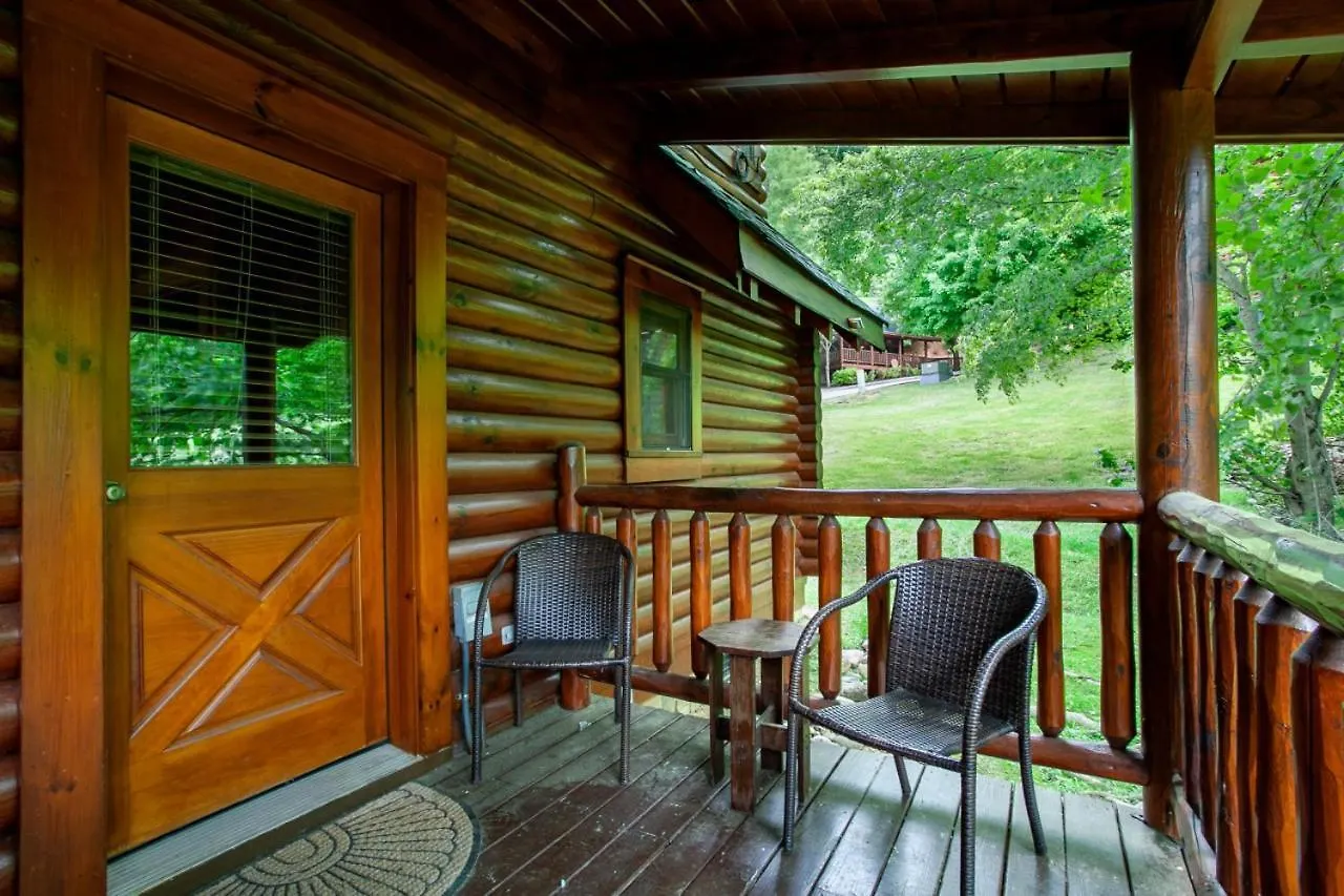 The Alpenhaus Hot Tub Game And Fireplace Holiday home *