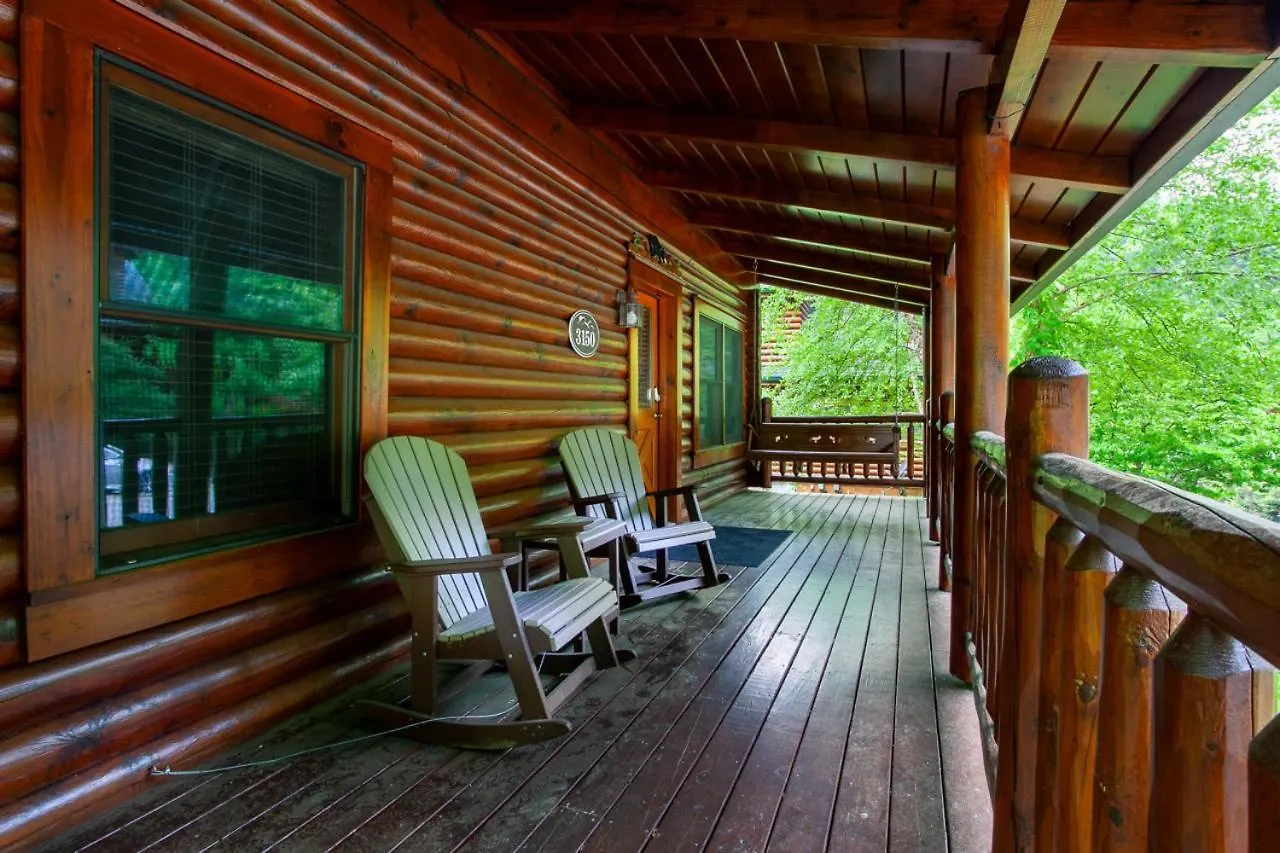 The Alpenhaus Hot Tub Game And Fireplace Holiday home Pigeon Forge