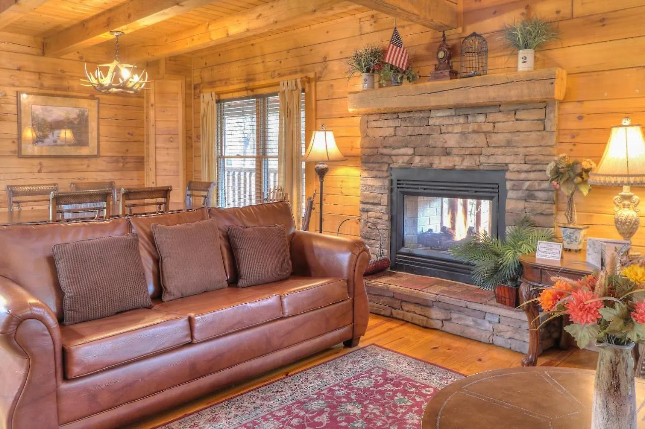 Riverstone & 4* Pigeon Forge