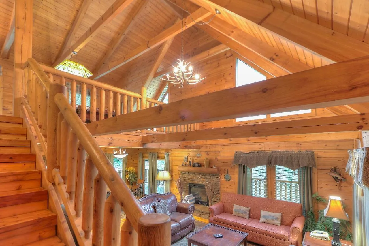 Riverstone & Hotel Pigeon Forge