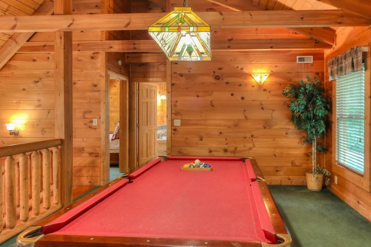 Hotel Riverstone & Pigeon Forge