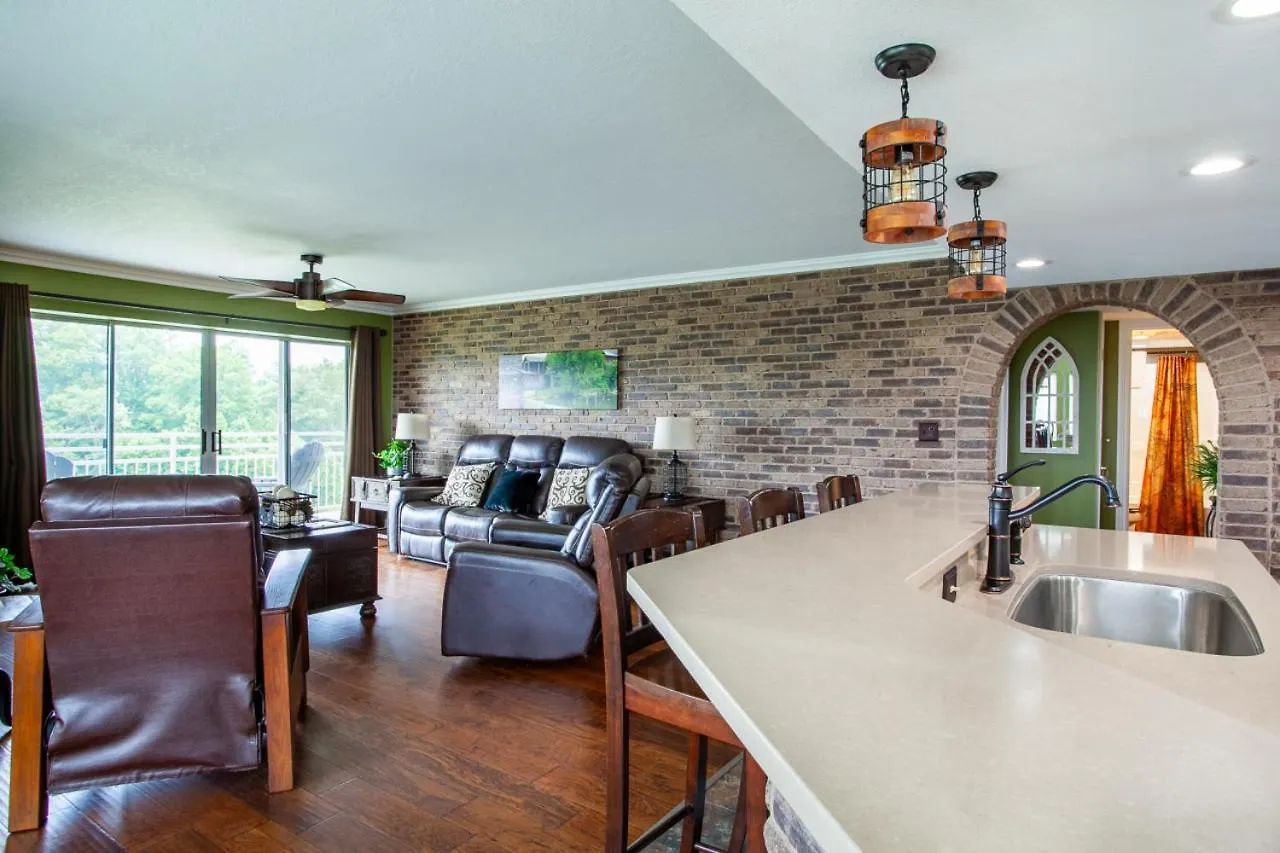 Penthouse Paradise - Fireplace And Mountain View Holiday home