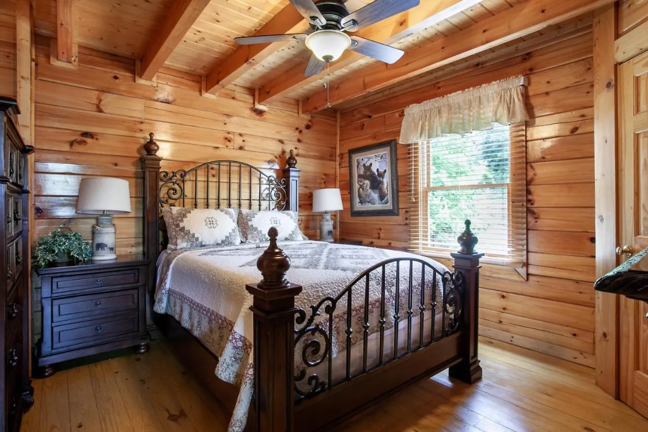 Holiday home Rocky Retreat - Mtnview,communitypool,theaterroom
