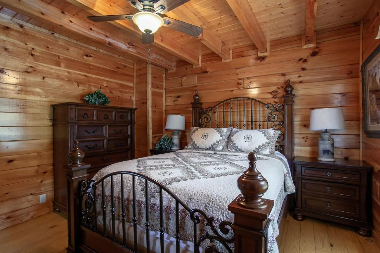 Rocky Retreat - Mtnview,communitypool,theaterroom *