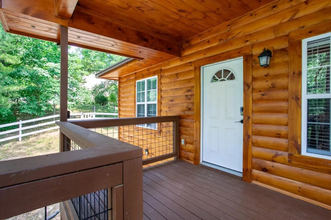 度假居 Pine Cove - Hot Tub, Game Room, Theater 鸽子谷