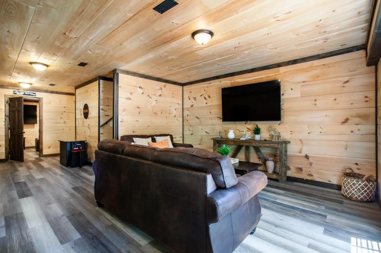 度假居 Pine Cove - Hot Tub, Game Room, Theater