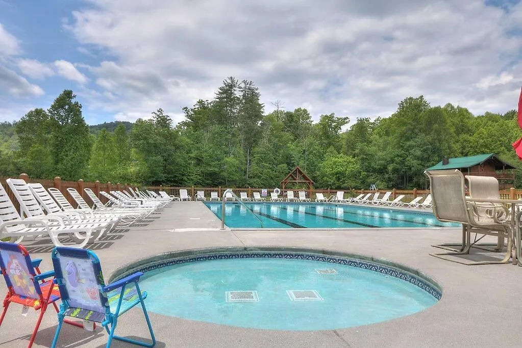 Holiday home Smoky Mountain Splendor Two Third Acre 2 King Master