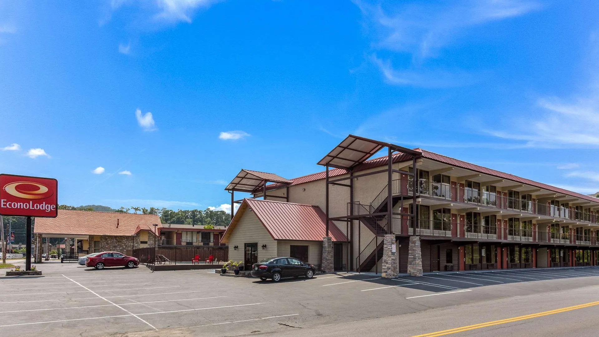 Econo Hotel