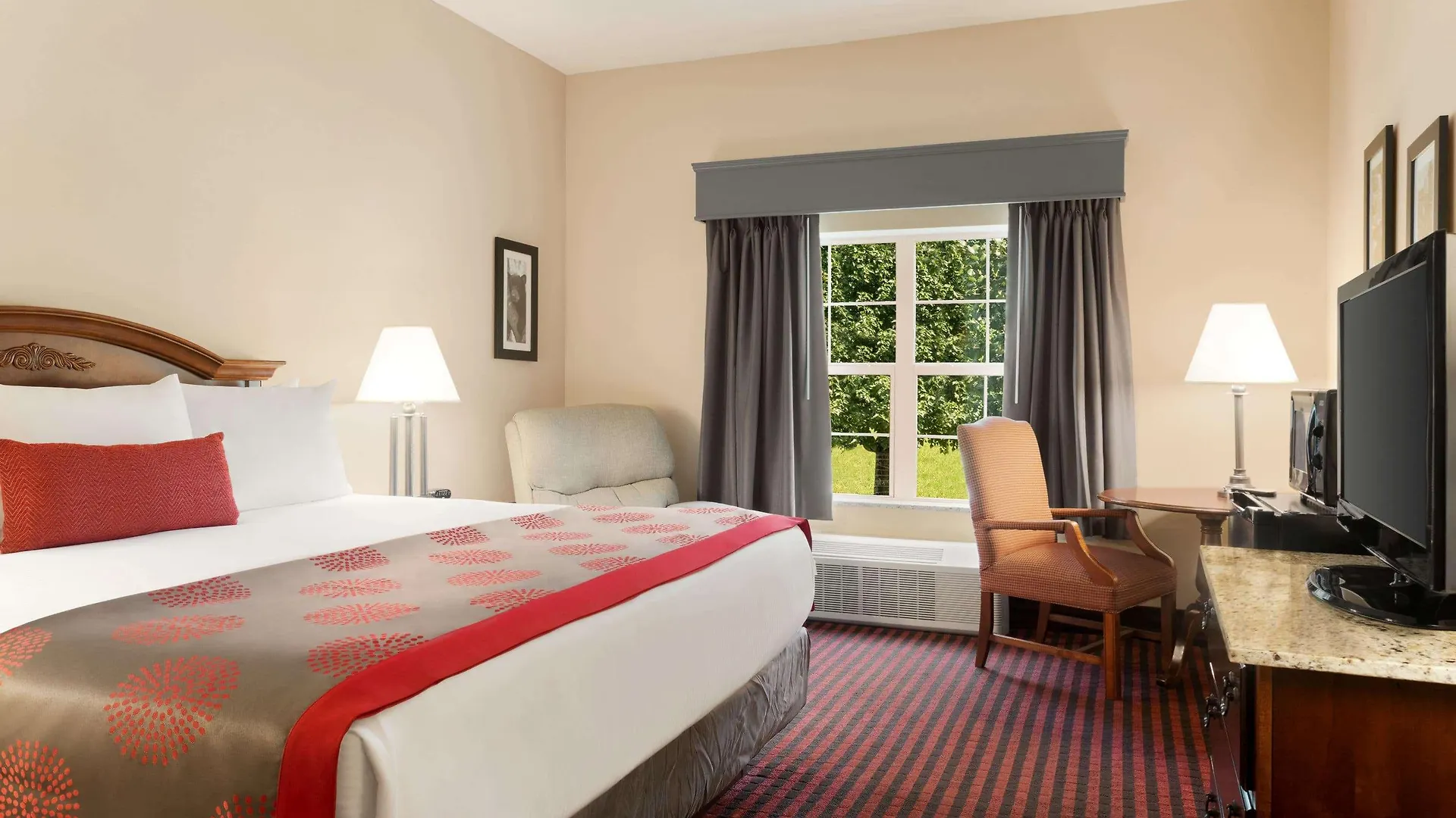 Ramada By Wyndham North Hotel