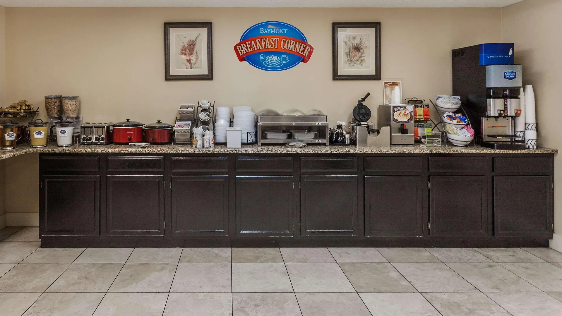 Baymont By Wyndham Near Island Drive Pigeon Forge