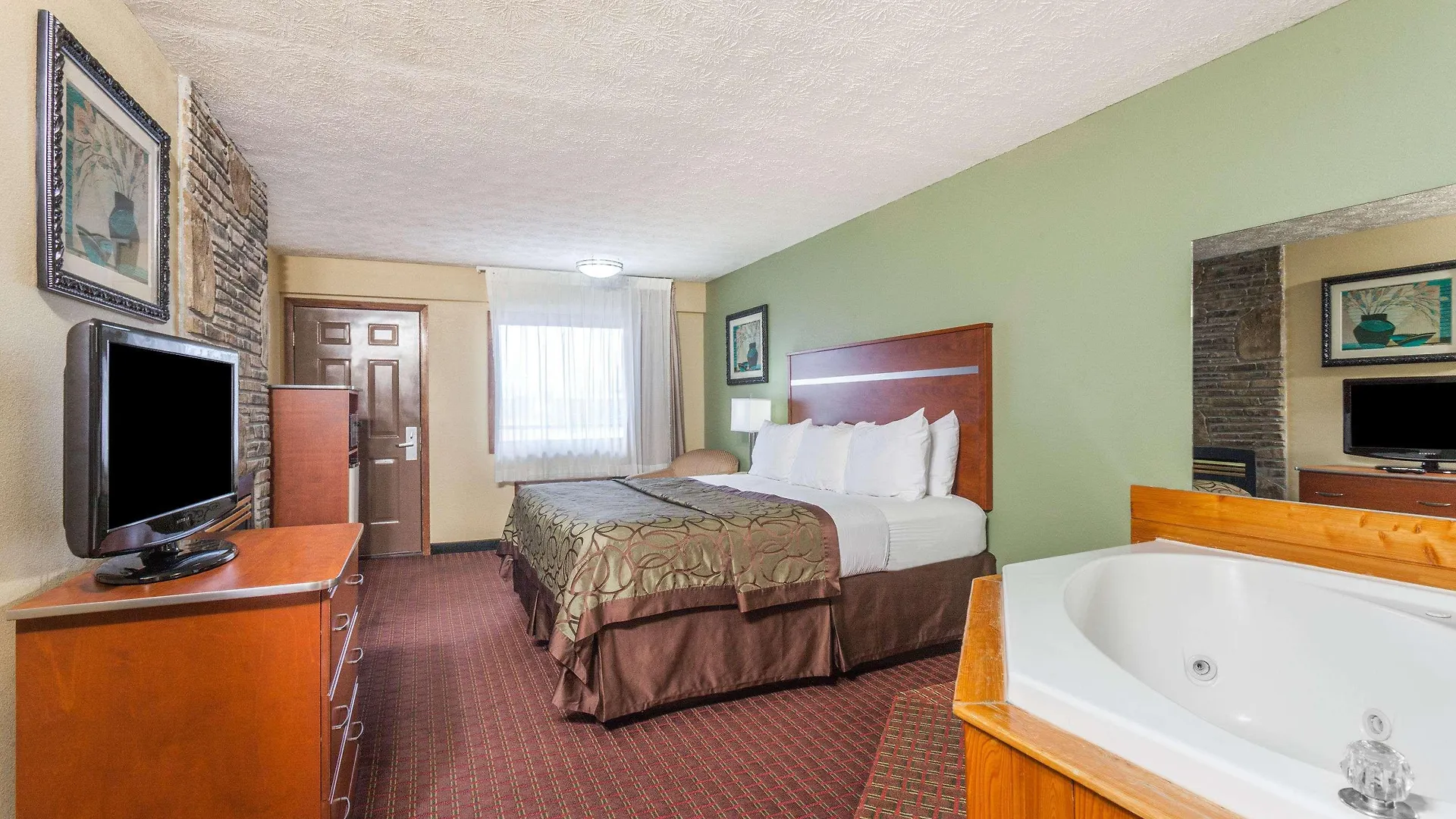Baymont By Wyndham Near Island Drive Hotel Pigeon Forge