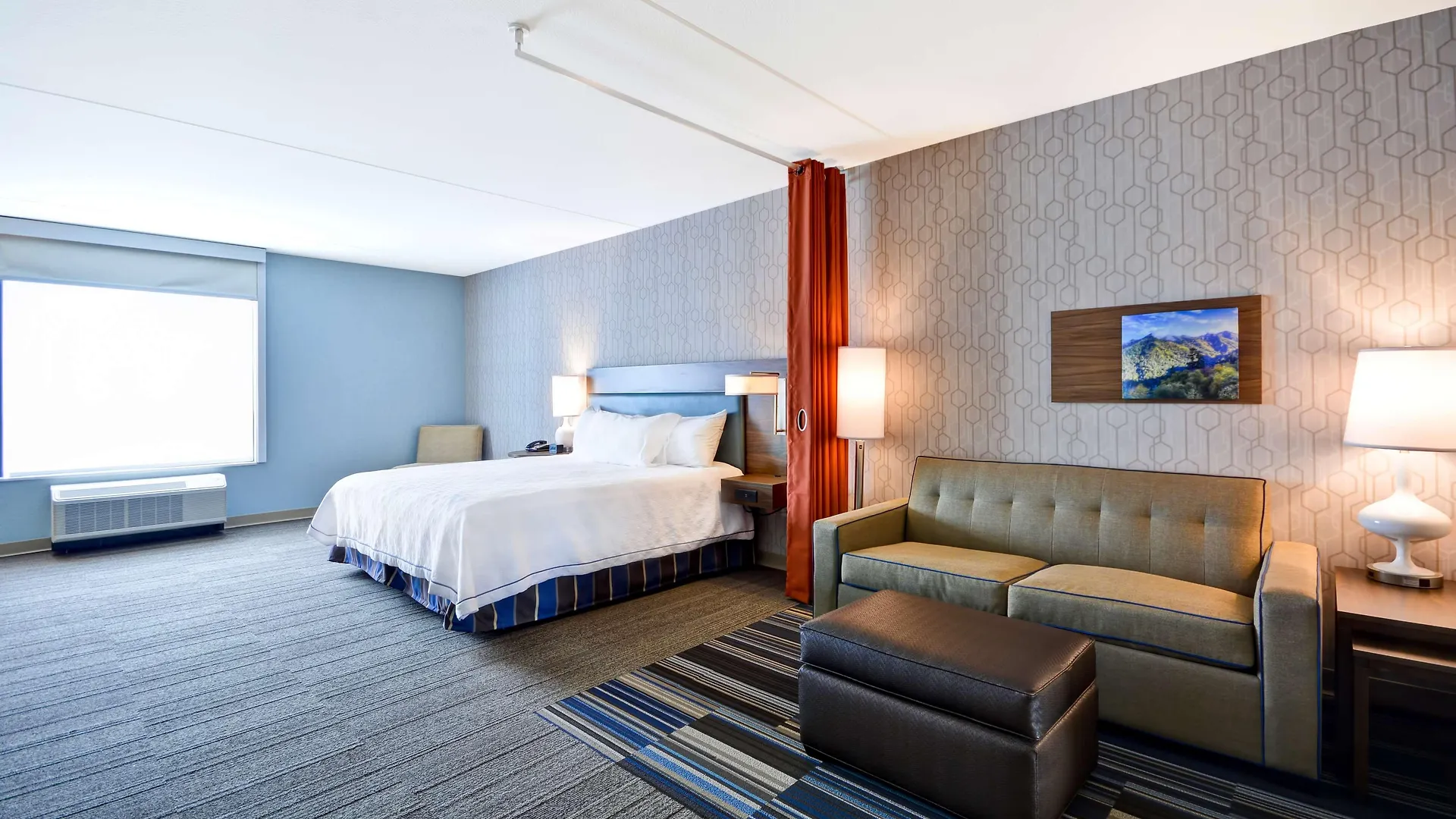 Hotel Home2 By Hilton