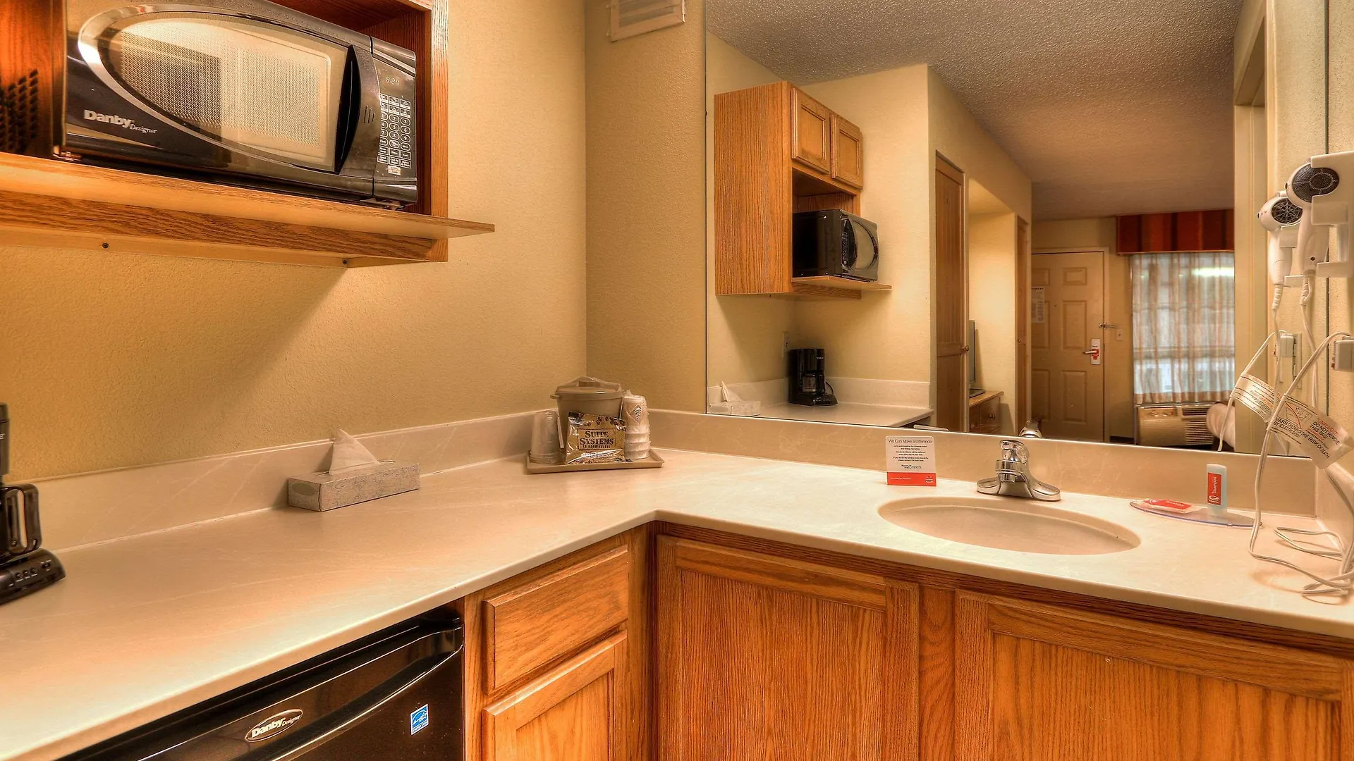 Lodge Econo Riverside Pigeon Forge