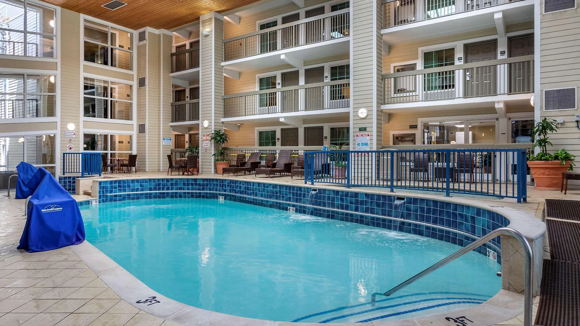 Lodge Econo Riverside Pigeon Forge