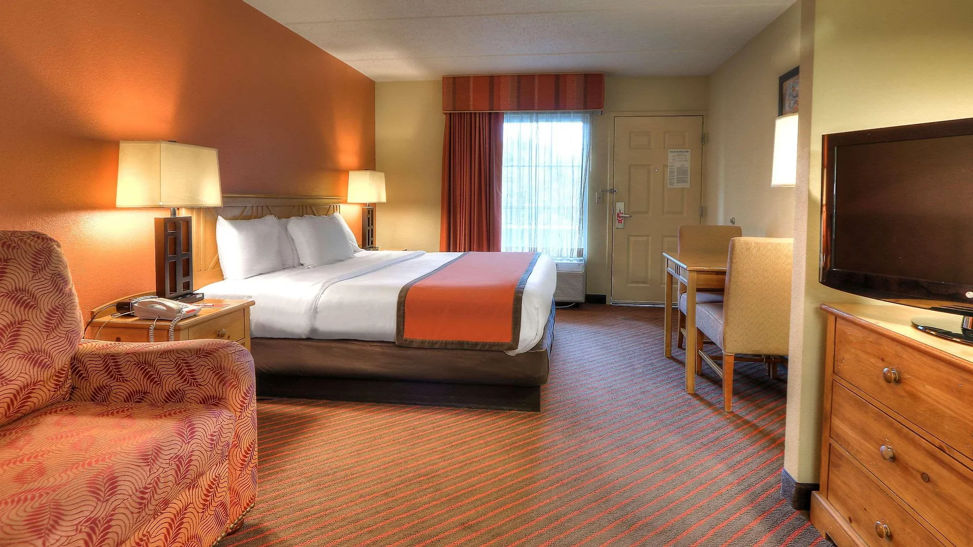 Lodge Econo Riverside Pigeon Forge