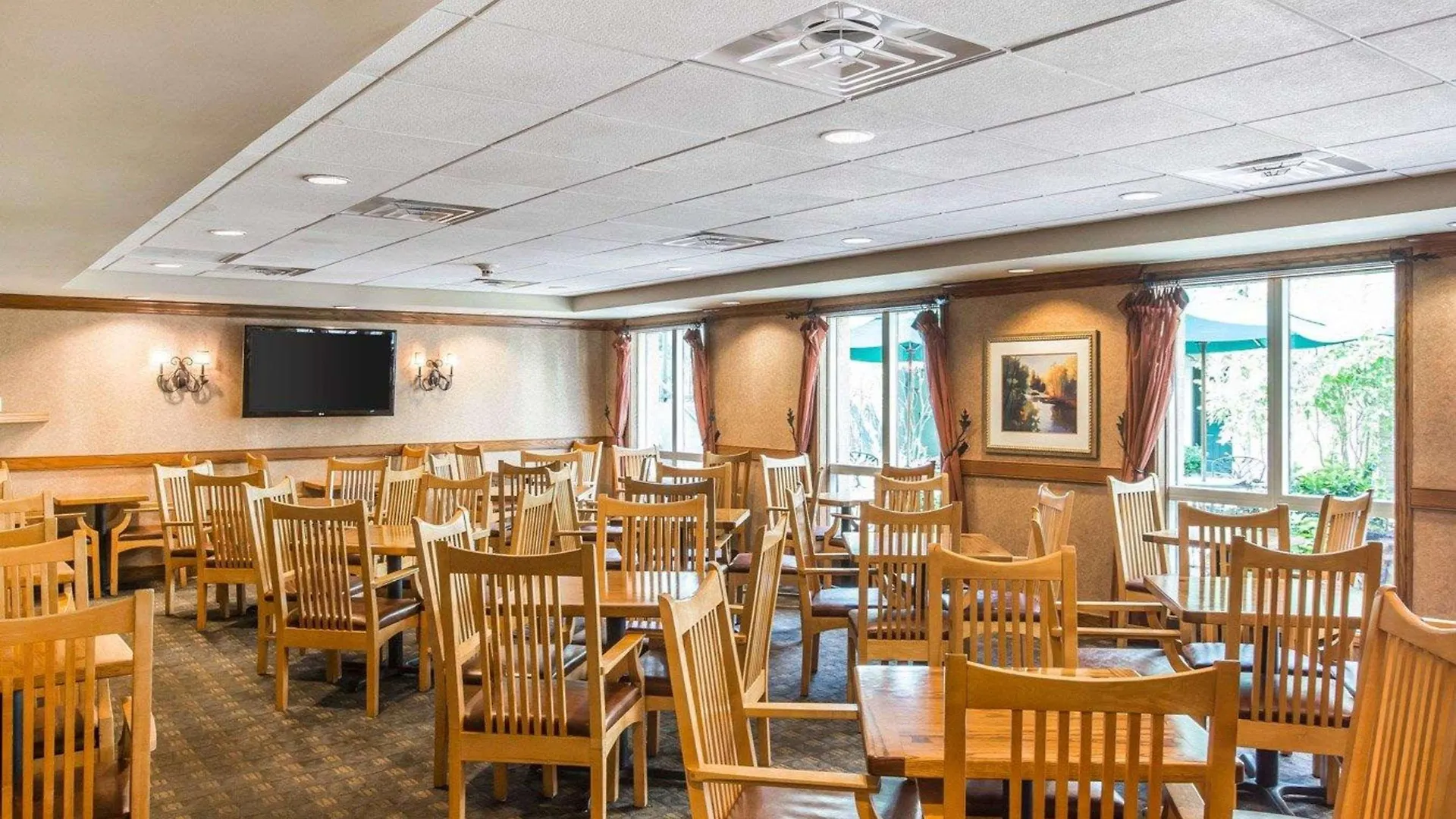 Econo Riverside Lodge *