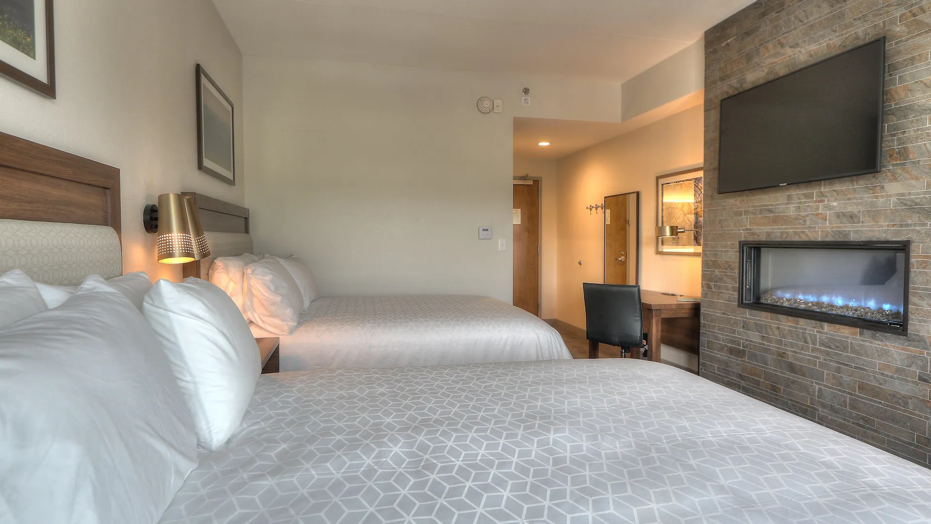 & Convention Center, An Ihg 4*