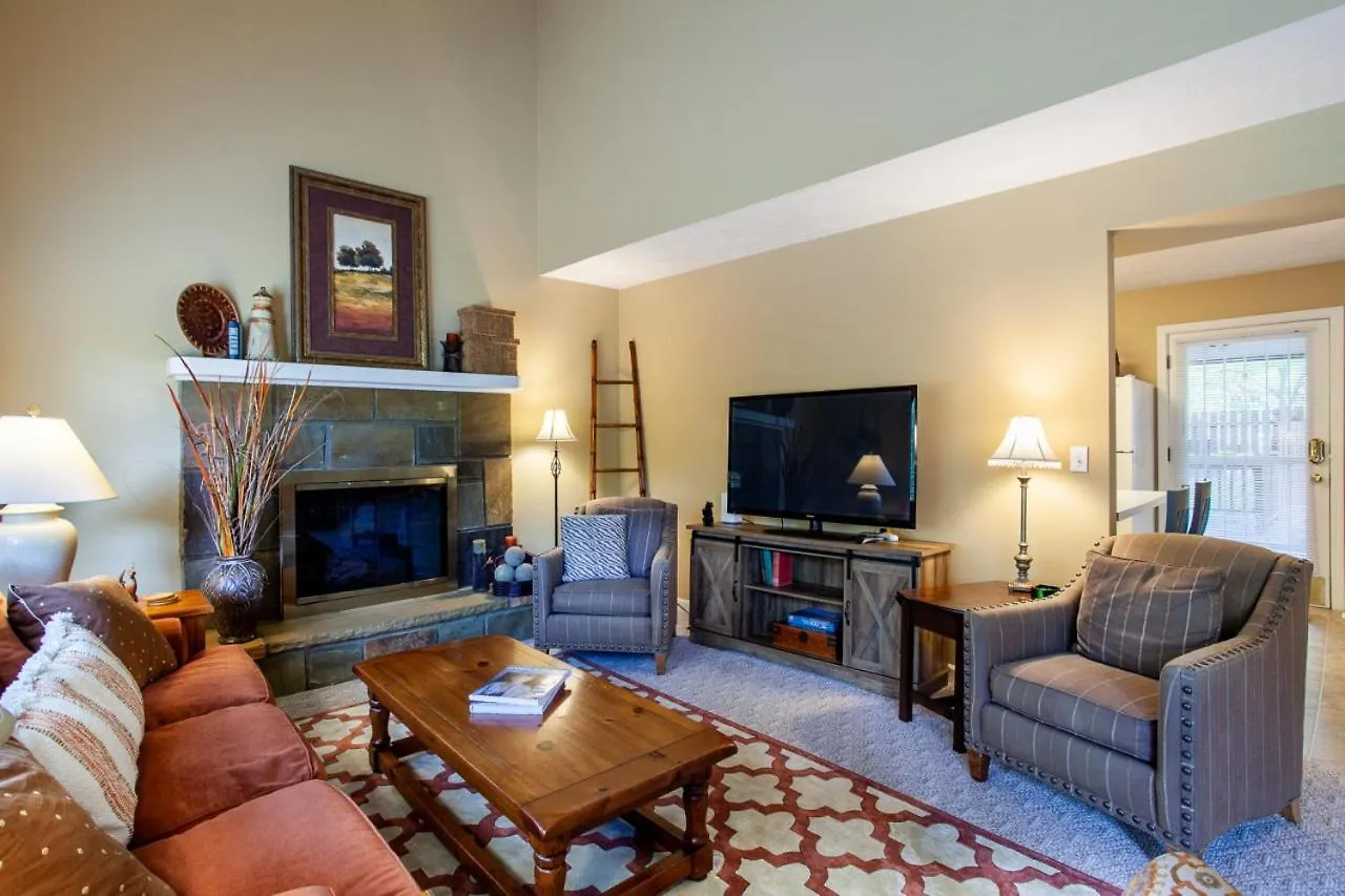 Highland Forest Duo Retreat Pigeon Forge