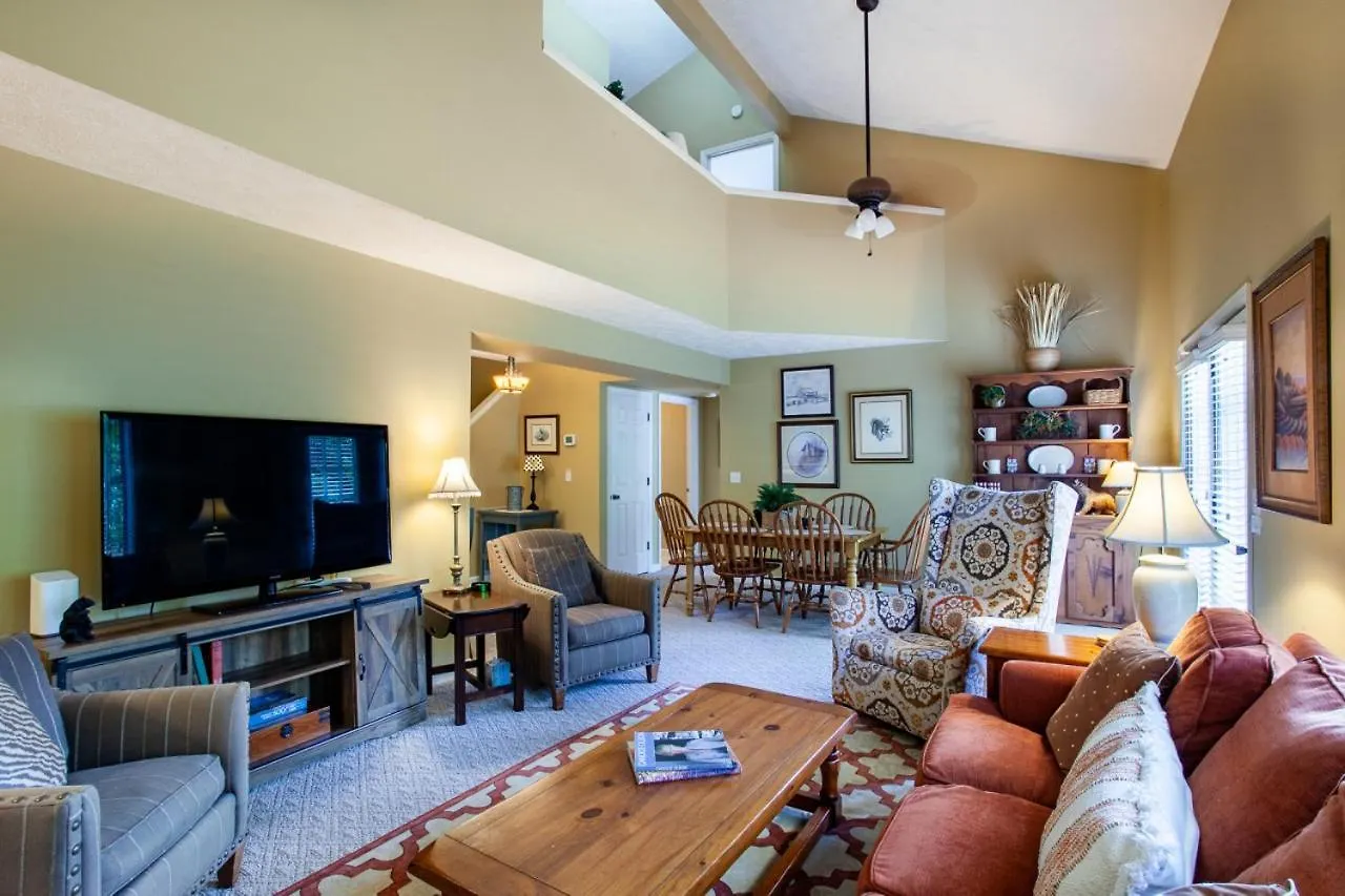 Highland Forest Duo Retreat