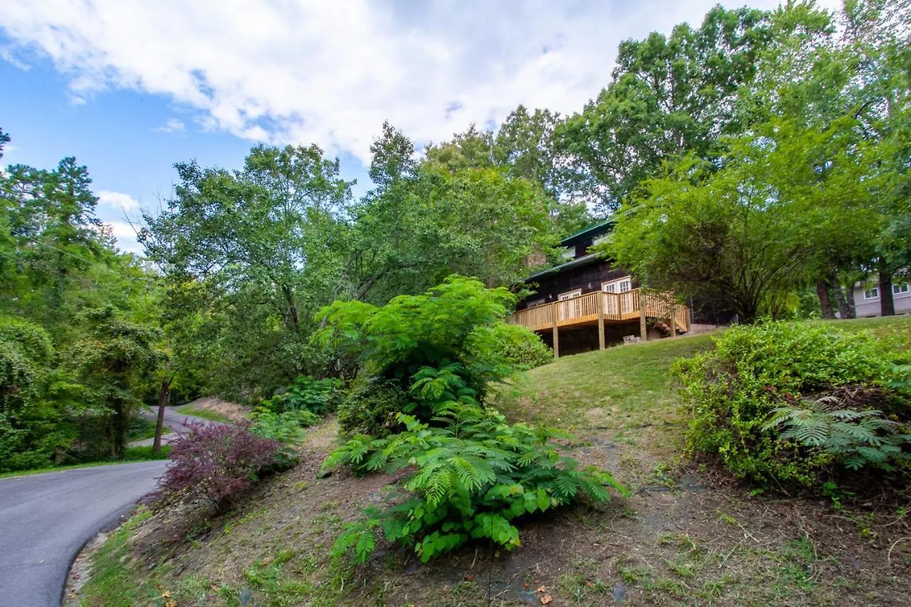 Highland Forest Duo Retreat Pigeon Forge