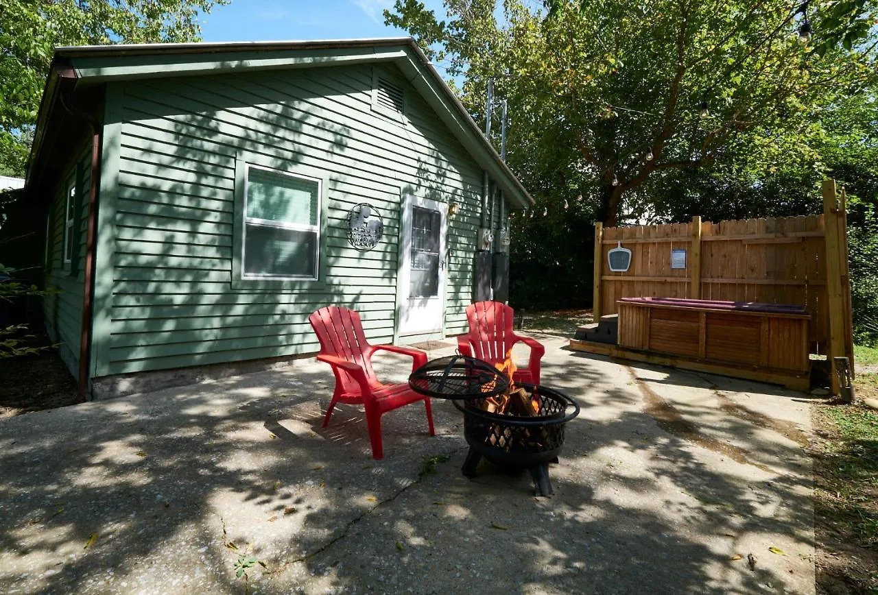 Apartmán Steps From Downtown Parkway + Private Hottub And Firepit - Wifi - Firefly
