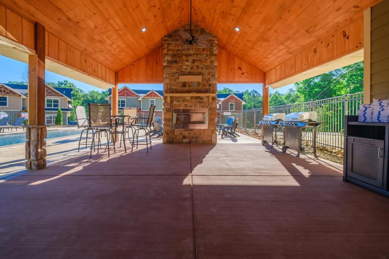 Southern Comfort * Pigeon Forge