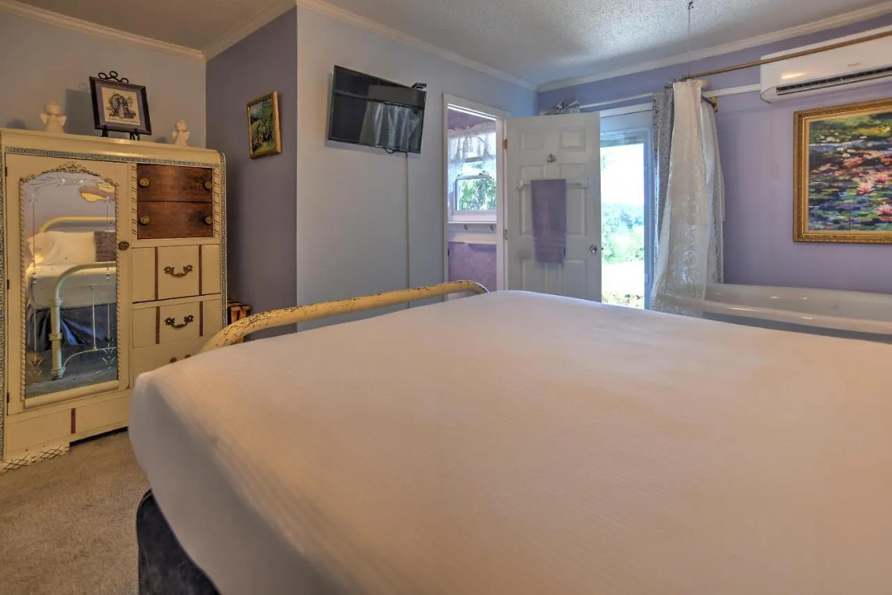 Blue Mountain Mist Country 3* Sevierville